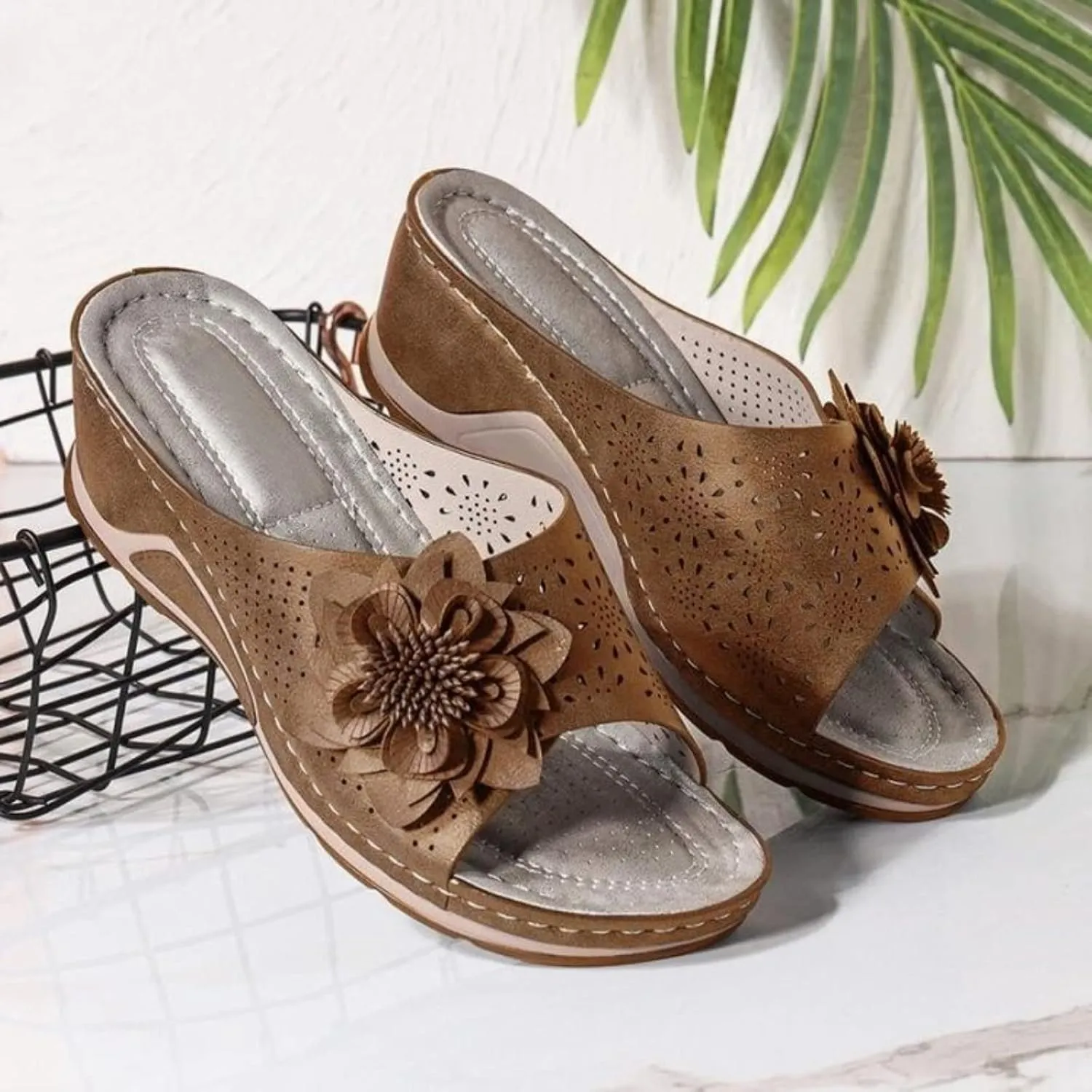 3D Floral Cutout Women's Leather Soft Insole Orthopedic Arch Support Sandals, Retro Bohemian Wedge Slippers, Suede Moccasins.