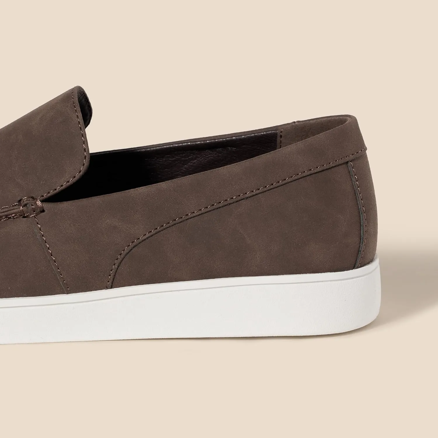Amazon Essentials Men's Slip-on Loafer Sneakers