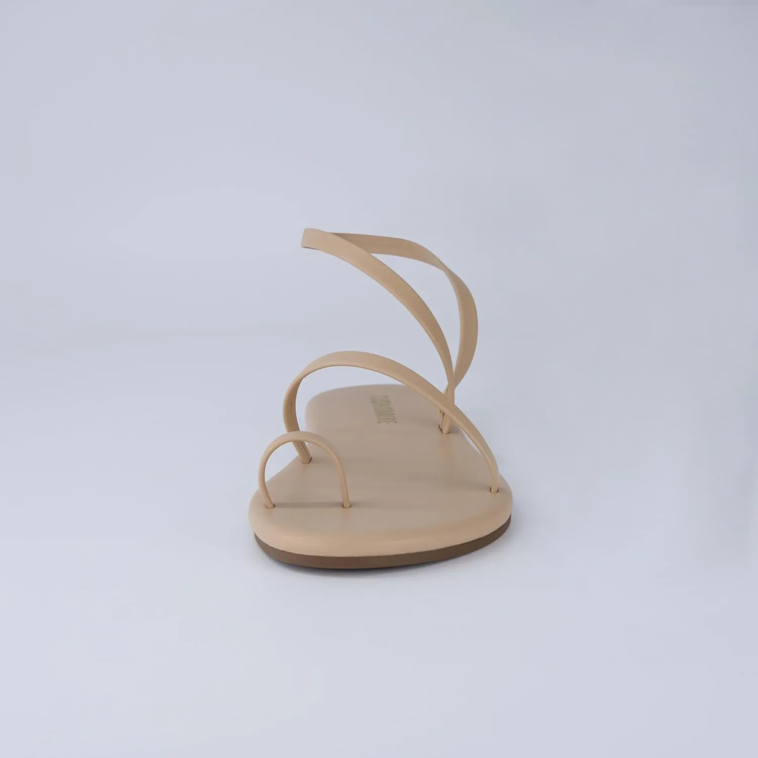 CUSHIONAIRE CHAI Women’s Strappy Sandals – Flat Sandals for Women, Comfortable Beach Sandals, Summer Slip-On Shoes, Casual Dressy Sandals