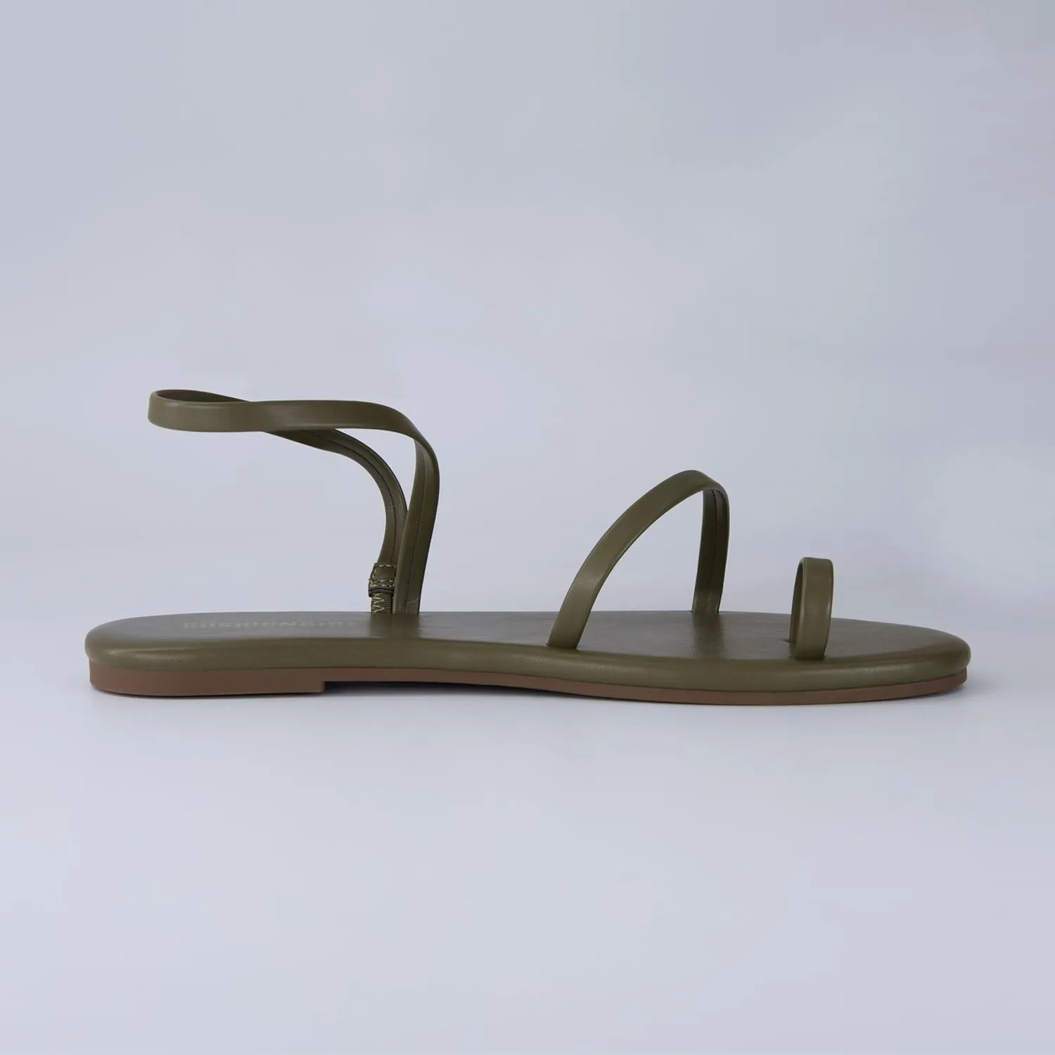 CUSHIONAIRE CHAI Women’s Strappy Sandals – Flat Sandals for Women, Comfortable Beach Sandals, Summer Slip-On Shoes, Casual Dressy Sandals
