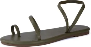 CUSHIONAIRE CHAI Women’s Strappy Sandals – Flat Sandals for Women, Comfortable Beach Sandals, Summer Slip-On Shoes, Casual Dressy Sandals