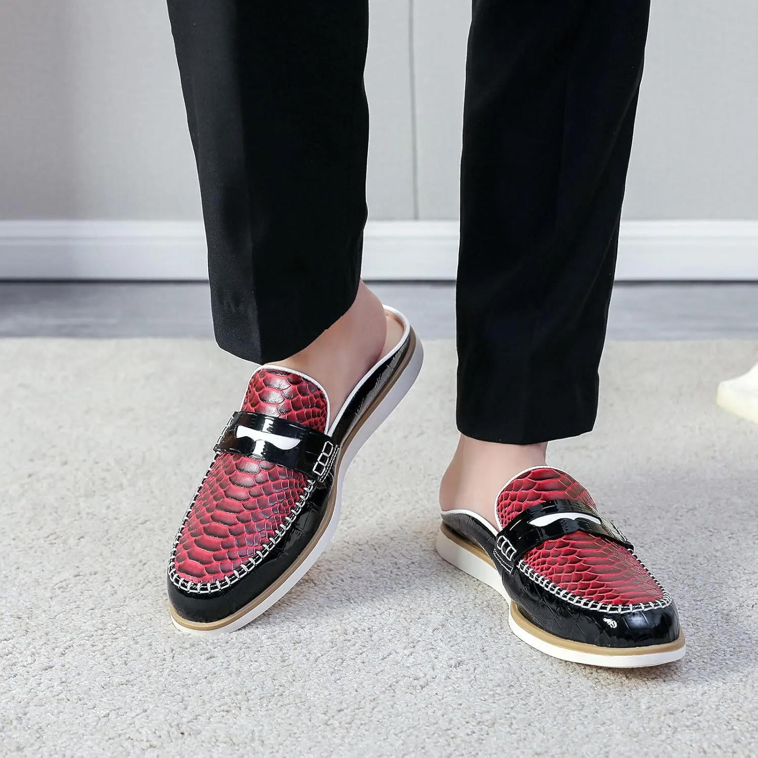 Mens Slip On Mules & Clogs Backless Loafers, Light Open Back Shoes Comfort Walking Shoes Breathable Slippers Closed Toe Slides with Anti-Skid Rubber Sole (Black)