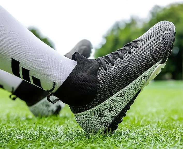 Men's Soccer Cleats Football Shoes with High-Tops Lace-Up Spikes Indoor Firm Ground Turf Training Exercise Futsal Boots