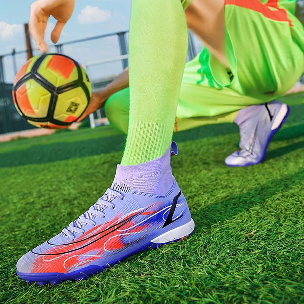 Unisex Football Game Training Soccer Boots High Top Ankle Support Breathable Comfort Spikes For Indoor/Outdoor