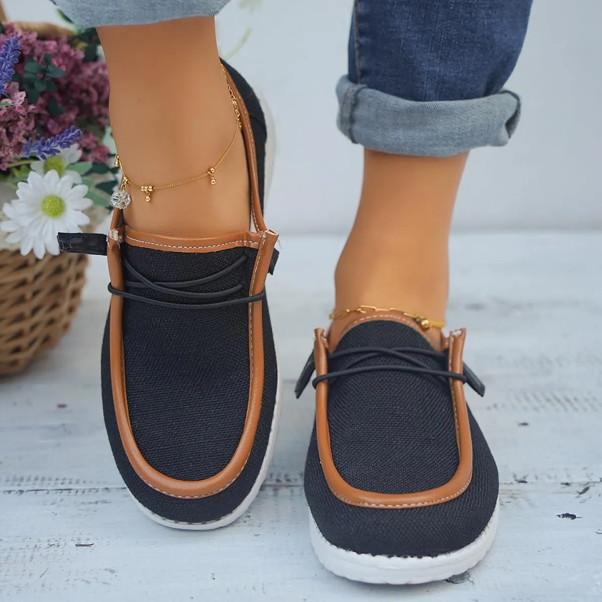 Womens Lace-Up Canvas Lightweight Boat Shoes Casual Comfortable Slip on Knit Loafers Outdoor Walking Low Top Wide Deck Shoes